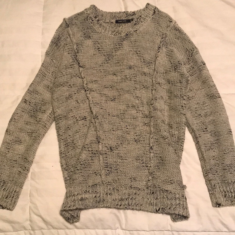 Obey sweater